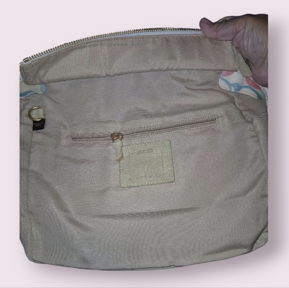 Coach Vintage Hampton Scribble Pastel Signature Tote - Picture 11 of 12